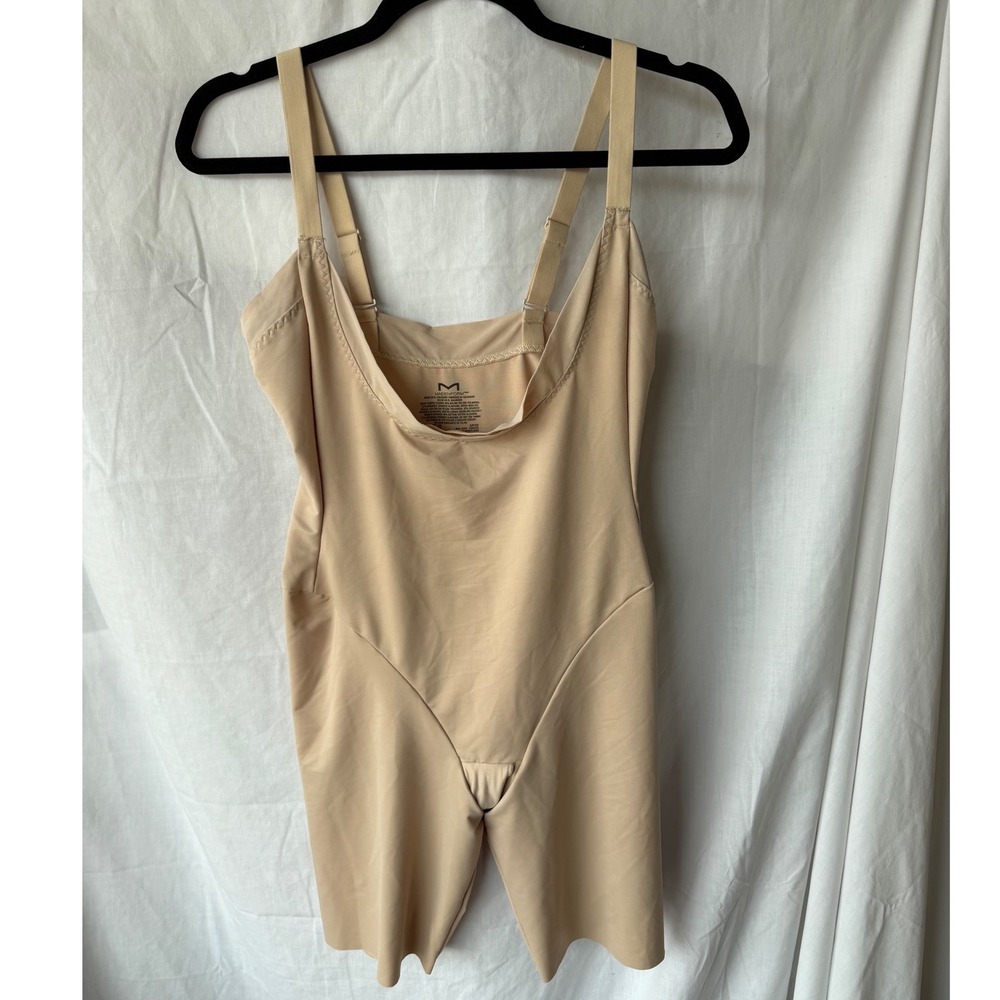 Maidenform Shapewear Bodysuit Nude Open Bust‎ Mid Thigh Slimmer Womens Small